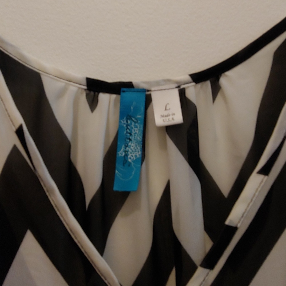 Francesca's blouse - Picture 3 of 4